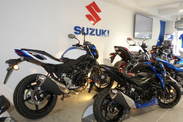 magasin-suzuki-0148DBA7BA-0A41-5D47-1374-5CC5984A9349.jpg